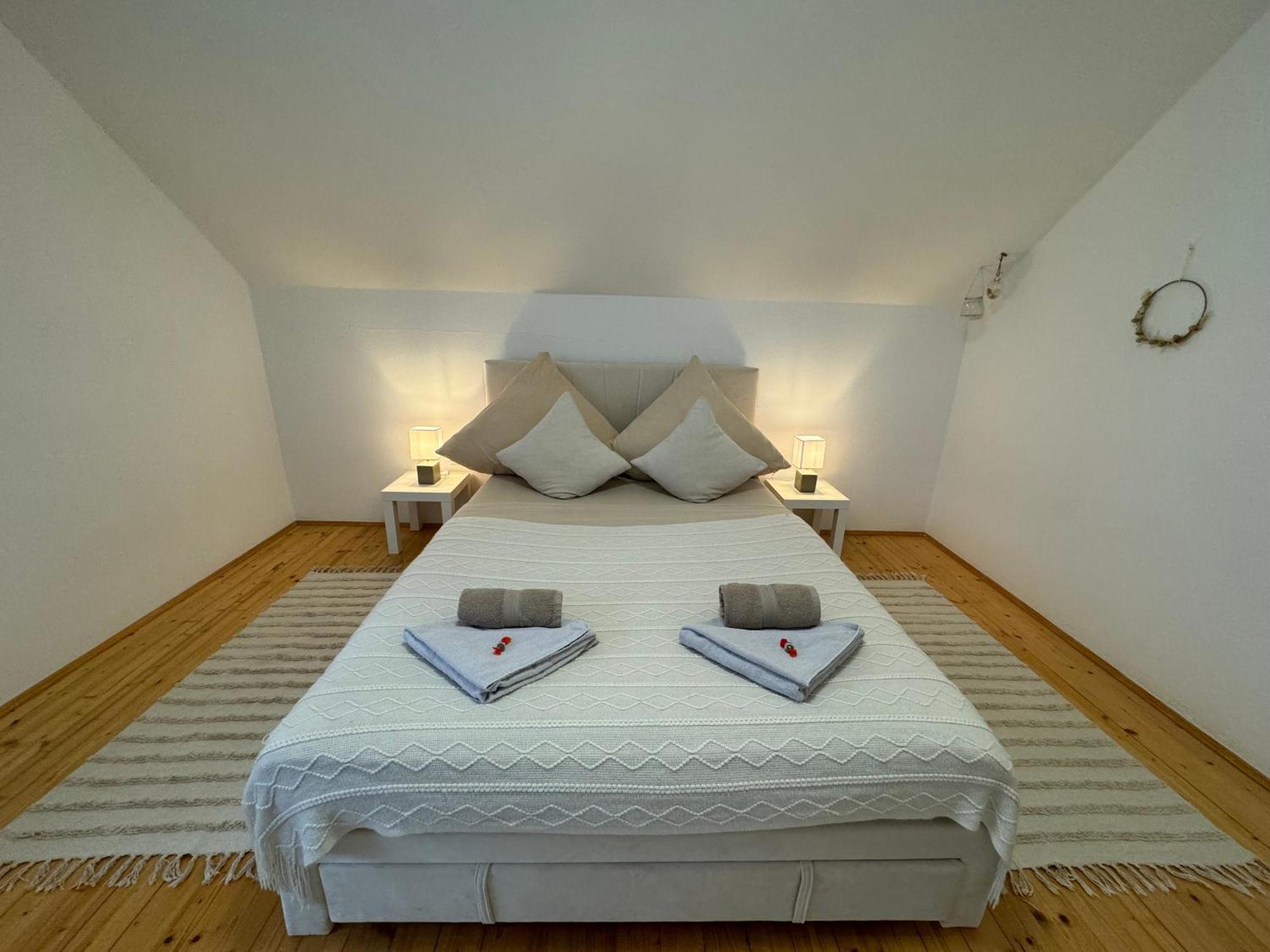 Fewo Boho 110 Qm Mit Bergblick 3 Min Bahnhof Apartment Laufen Luaran gambar